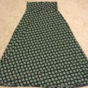 LuLaRoe Maxi dress- size medium- slinky material